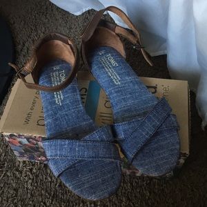TOMS chambray sandals